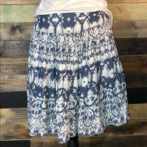 Japna Size Large Blue and White Skirt with POCKETS